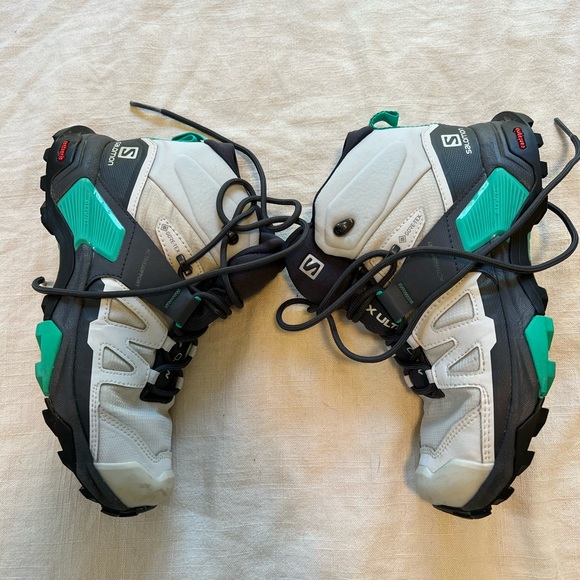 Salomon Shoes - Salomon X Ultra 4 Mid GTX